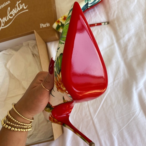 SOLD ‼️So Kate Hawaii Christian Louboutin - Picture 4 of 5